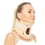 ORX-B208 Trakeostomili Philadelphia boyunluk, model üzerinde bej renkli