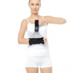 Dampigo ORX-E74 Bağcıklı El Bilek Ateli, anatomik alüminyum destekli, delikli kumaşlı. Bağcıklı, kişisel ayarlı, konforlu destek, cilt dostu. Orlex