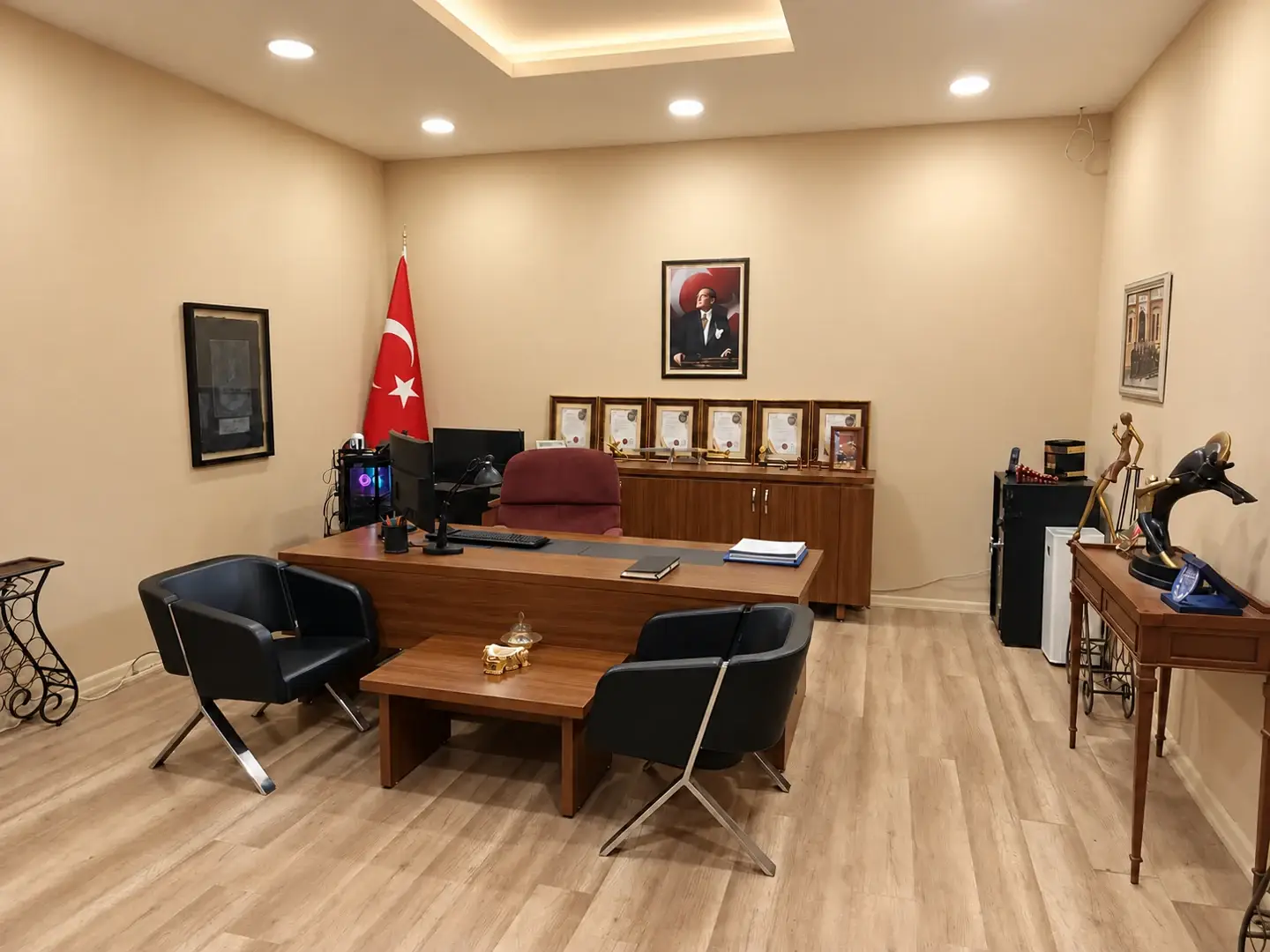 Görüşme ve Yönetim Alanı